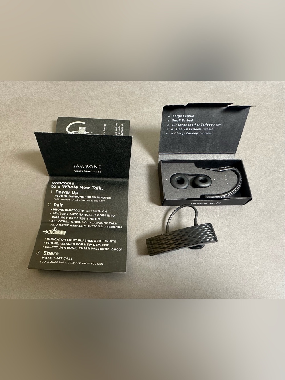 Jawbone Bluetooth Headset Black Ear-hook Noise
Cancellation Wireless Mic Used -